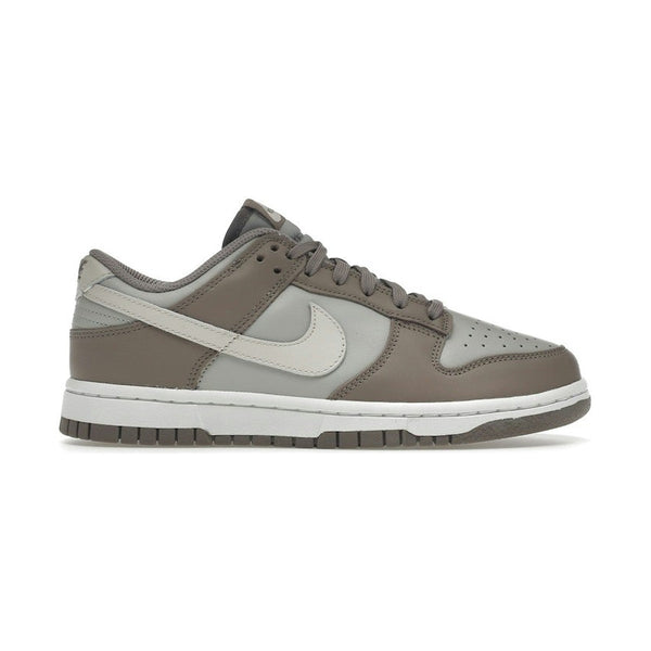 Nike Dunk Low 'Bone Beige' (Women)