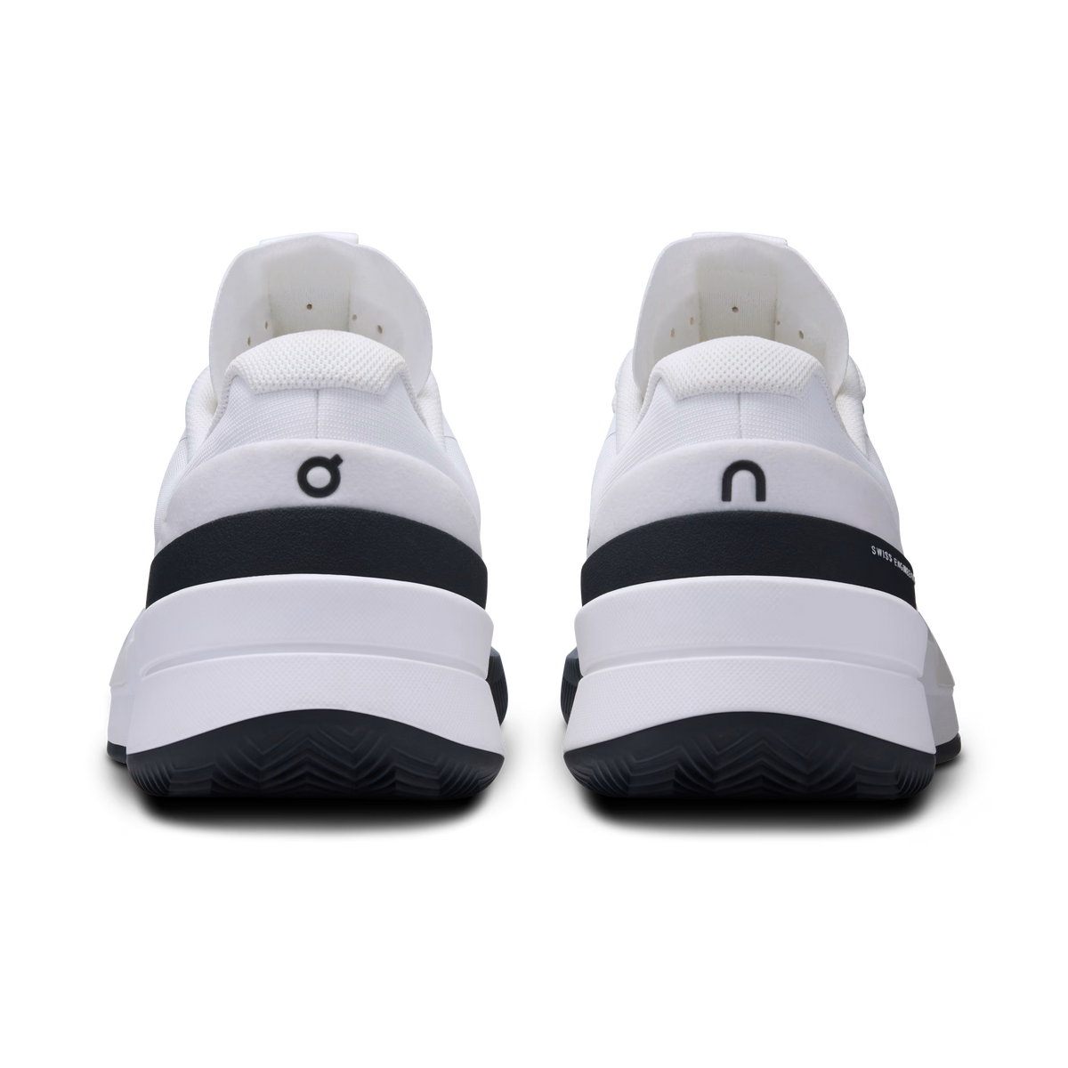 On THE ROGER 'Black White' (Unisex)