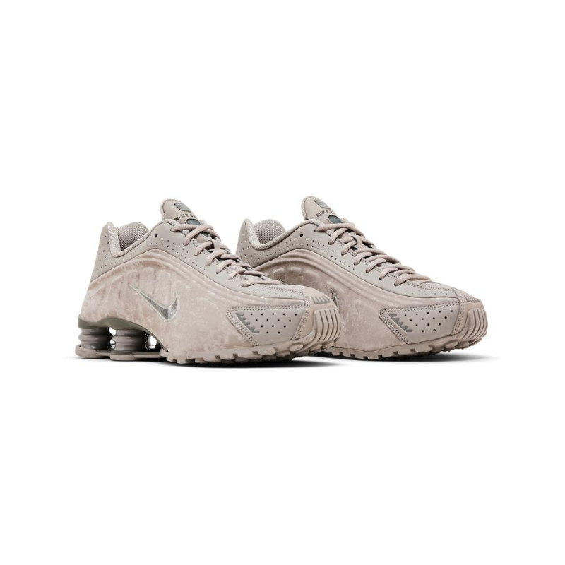 Nike Shox R4 'Flat Pewter Floral' (Women)